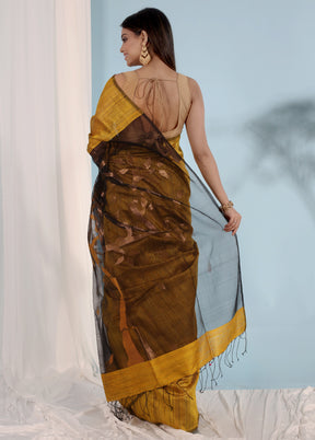 Yellow Matka Pure Silk Saree With Blouse Piece
