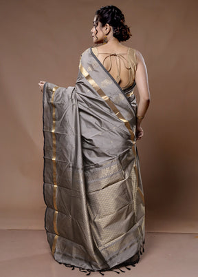 Grey Kanjivaram Silk Saree With Blouse Piece