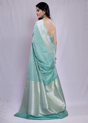 Green Uppada Silk Saree With Blouse Piece