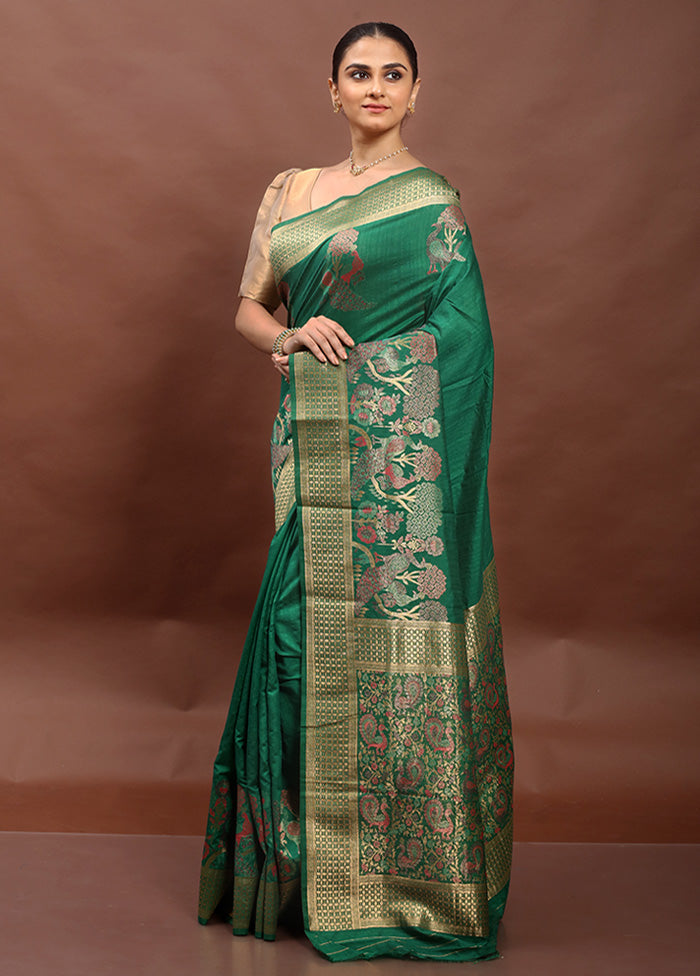 Green Dupion Silk Saree With Blouse Piece