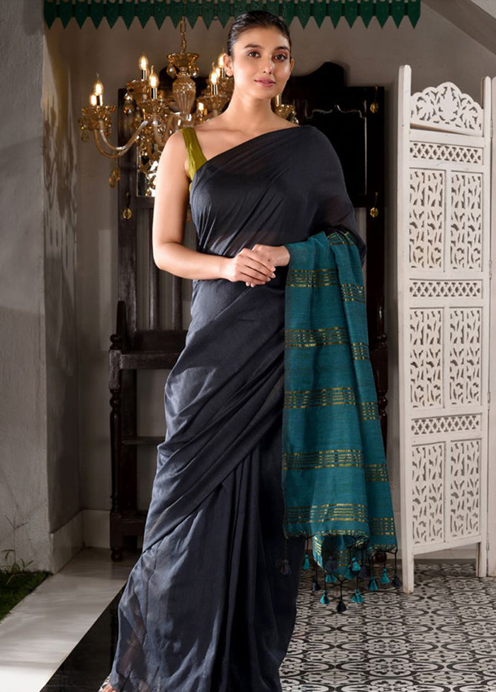 Black Pure Cotton Embellished Saree With Blouse - Indian Silk House Agencies