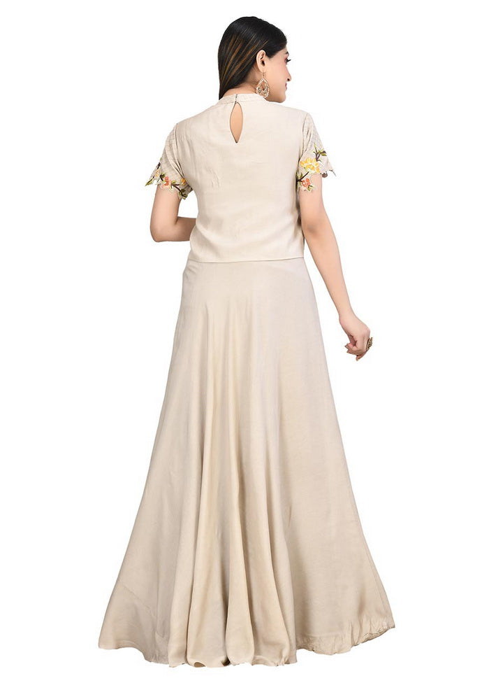 L Gray Muslin Silk Short Sleeves Solid Gown VDVSF00040 - Indian Silk House Agencies