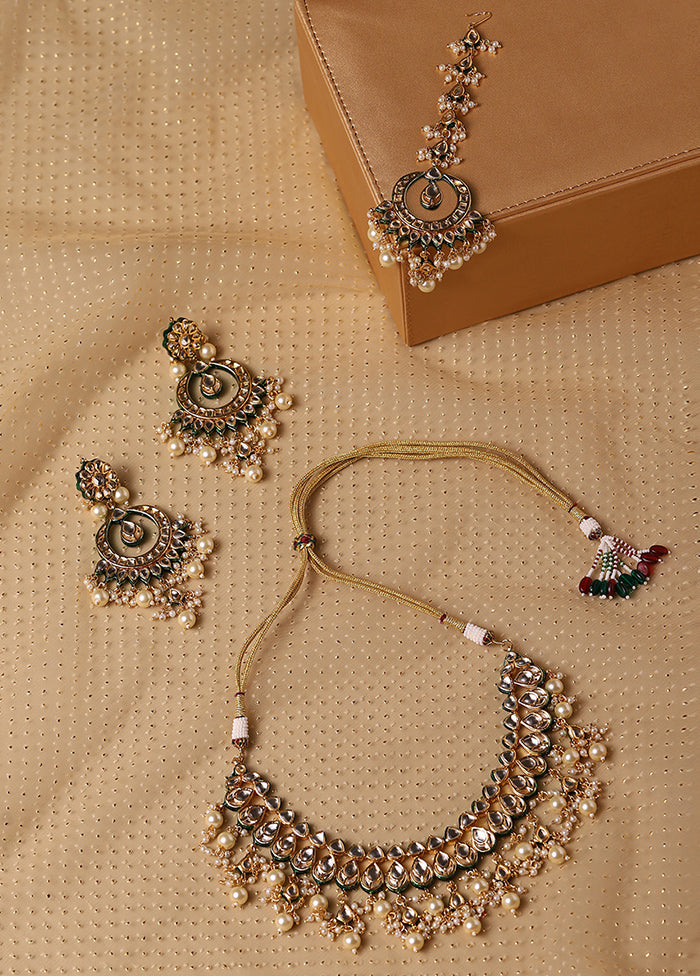 Golden Kundan Work Alloy Jewellery Set - Indian Silk House Agencies