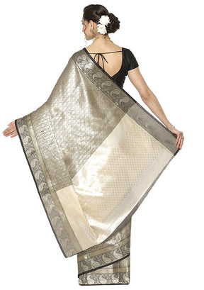Silver Silk Saree With Blouse Piece