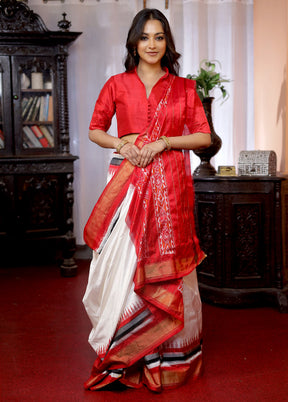 Cream Ikkat Pure Silk Saree With Blouse Piece - Indian Silk House Agencies