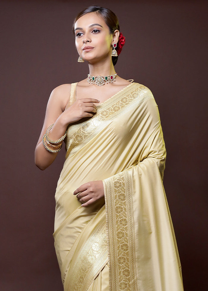 Cream Uppada Silk Saree With Blouse Piece