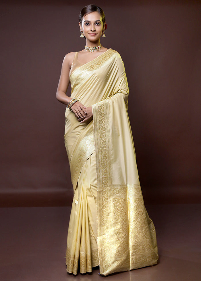 Cream Uppada Silk Saree With Blouse Piece