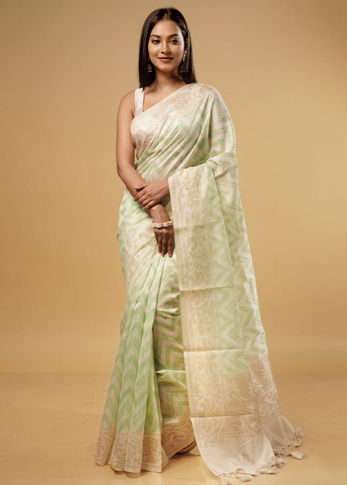 Green Cotton Saree With Blouse Piece