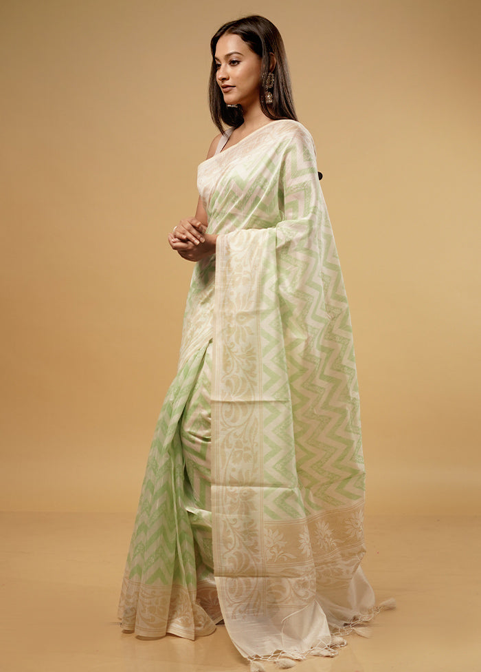 Green Cotton Saree With Blouse Piece