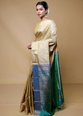 Yellow Handloom Kanchipuram Pure Silk Saree With Blouse Piece