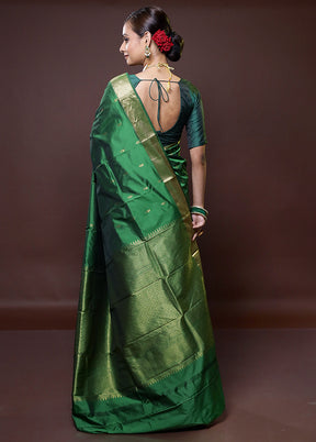 Green Kanjivaram Silk Saree With Blouse Piece