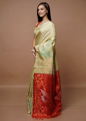 Cream Handloom Kanchipuram Pure Silk Saree With Blouse Piece