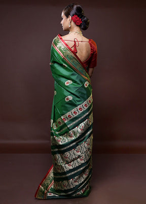 Green Garad Pure Silk Saree Without Blouse Piece