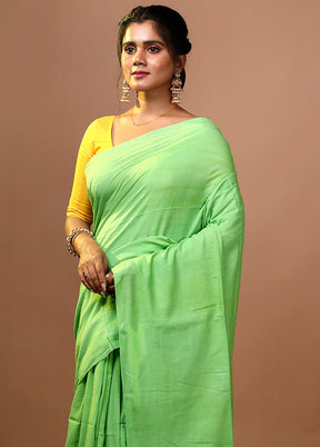 Green Mul Cotton Saree With Blouse Piece - Indian Silk House Agencies