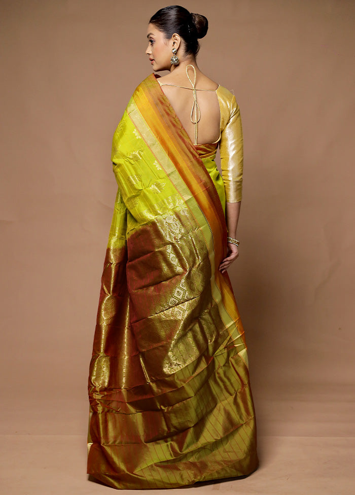 Green Handloom Kanjivaram Pure Silk Saree With Blouse Piece