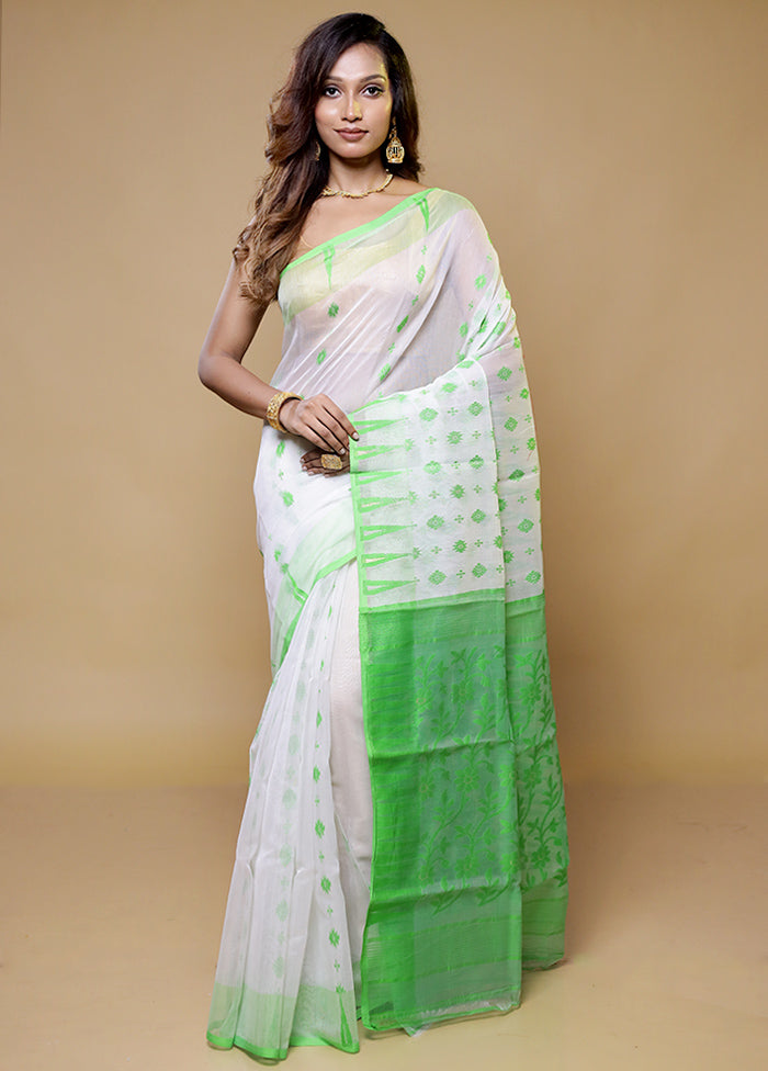 White Tant Jamdani Saree Without Blouse Piece