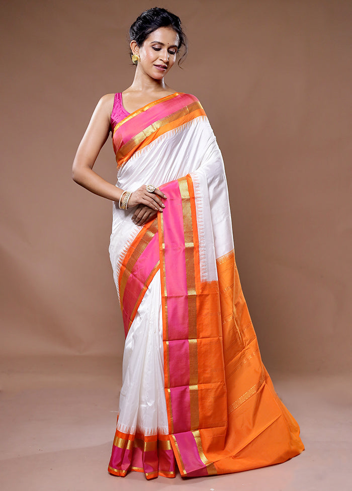 White Kanjivaram Pure Silk Saree With Blouse Piece