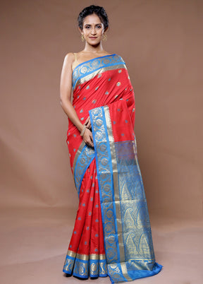 Red Kanjivaram Silk Saree With Blouse Piece