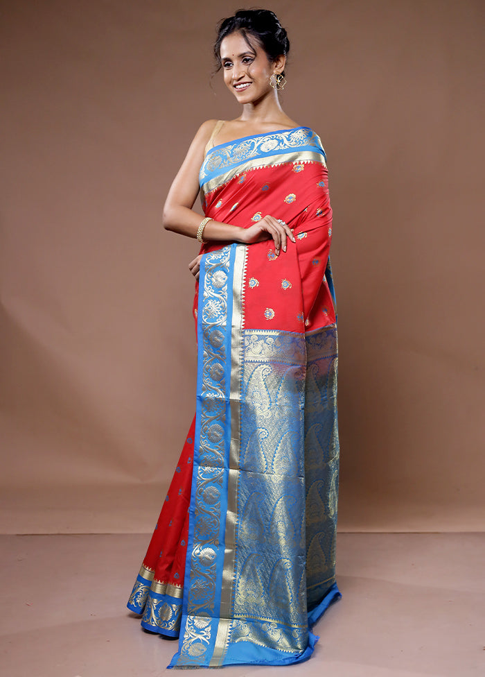 Red Kanjivaram Silk Saree With Blouse Piece