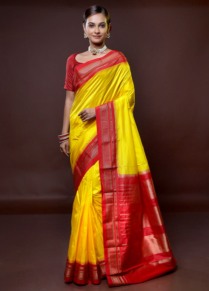 Yellow Handloom Kanjivaram Pure Silk Saree With Blouse Piece