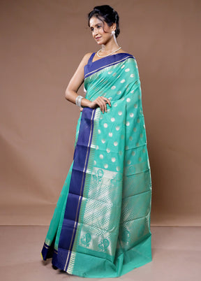 Green Cotton Saree With Blouse Piece - Indian Silk House Agencies