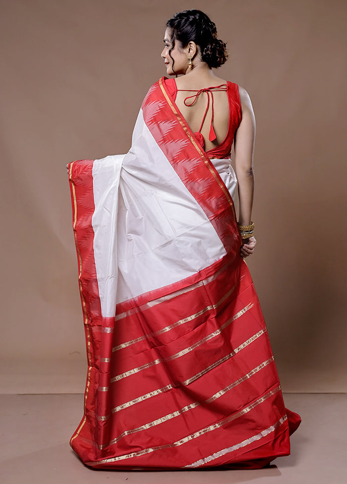 White Kanjivaram Silk Saree With Blouse Piece - Indian Silk House Agencies