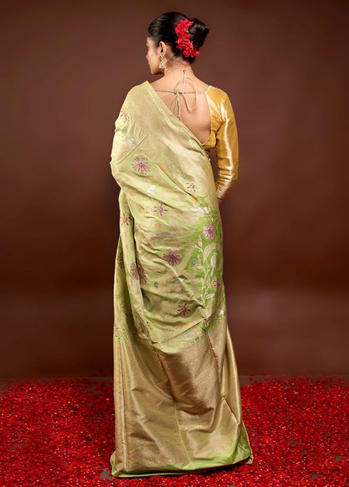 Green Handloom Uppada Pure Silk Saree With Blouse Piece