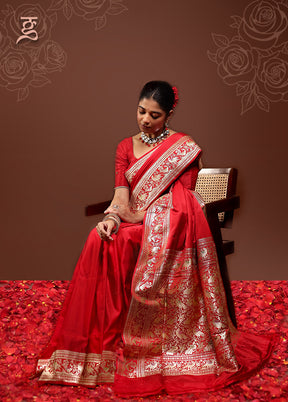 Red Handloom Banarasi Pure Silk Saree With Blouse Piece