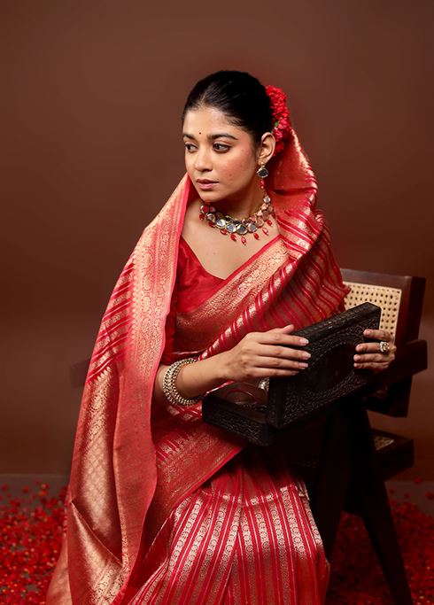 Red Handloom Uppada Pure Silk Saree With Blouse Piece