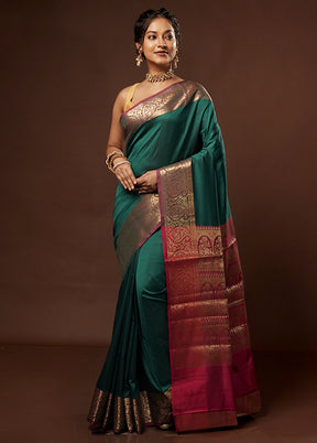 Green Banarasi Silk Saree With Blouse Piece