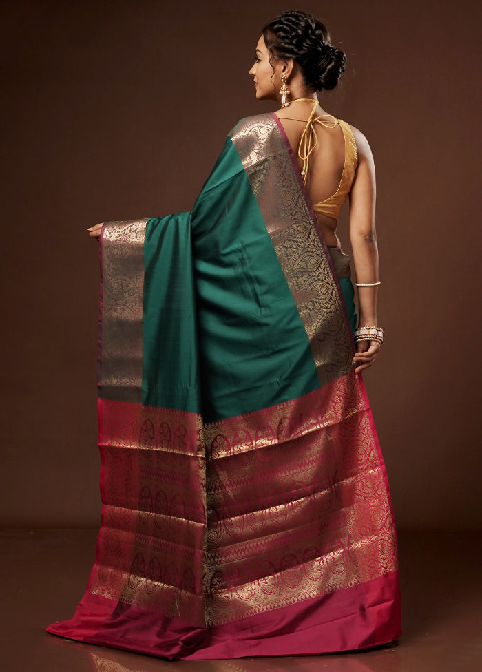 Green Banarasi Silk Saree With Blouse Piece