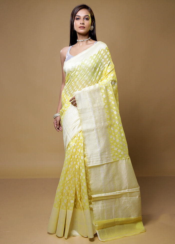 Yellow Cotton Saree With Blouse Piece