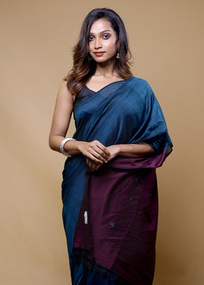 Blue Cotton Saree With Blouse Piece