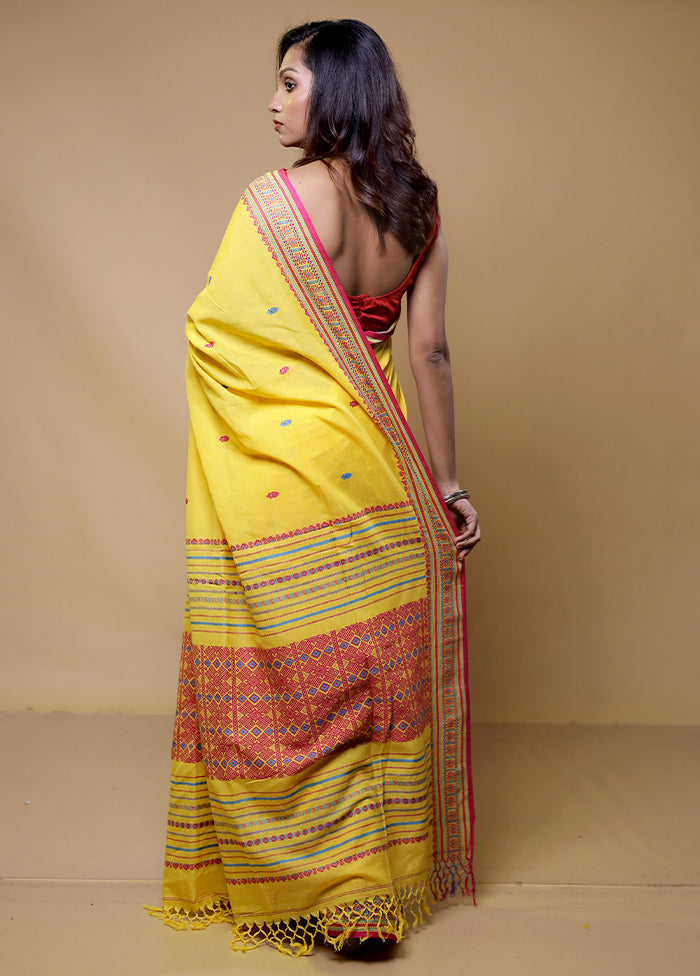 Yellow Pure Cotton Saree With Blouse Piece