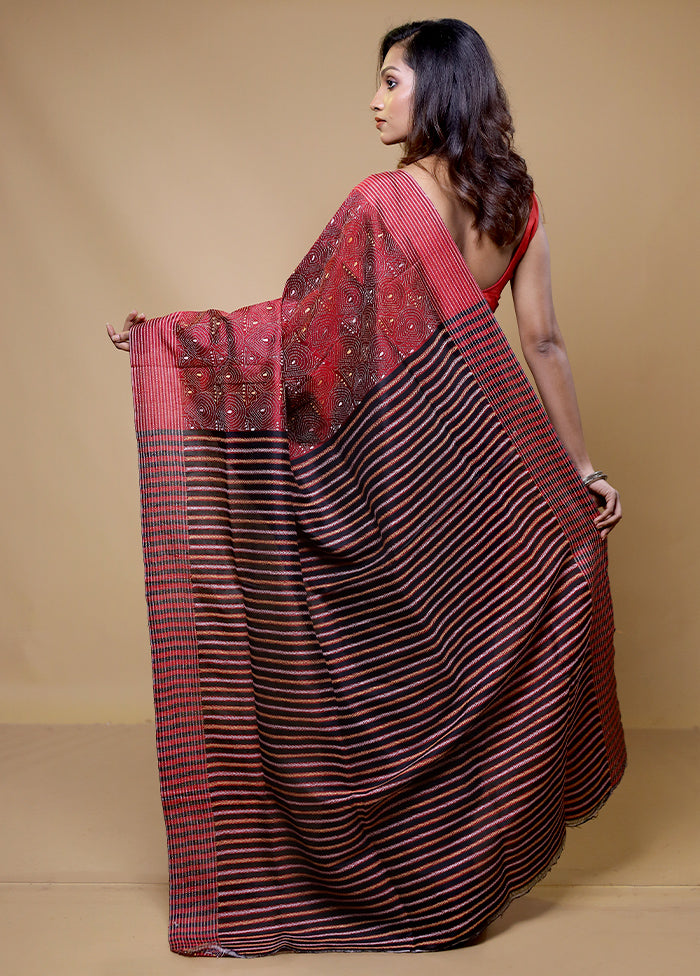 Maroon Handloom Kantha Stitch Pure Silk Saree With Blouse Piece