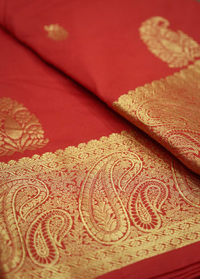 Red Kanjivaram Silk Saree With Blouse Piece