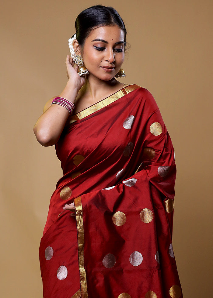 Red Kanjivaram Silk Saree With Blouse Piece