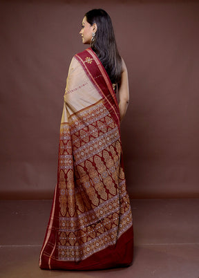 Cream Pure Cotton Saree With Blouse Piece