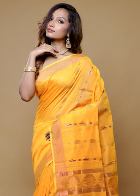 Yellow Matka Silk Saree With Blouse Piece