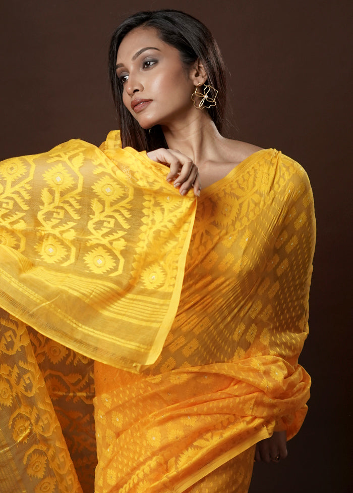 Yellow Pure Cotton Saree With Blouse Piece