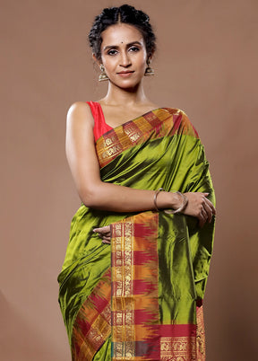 Green Kanjivaram Pure Silk Saree With Blouse Piece