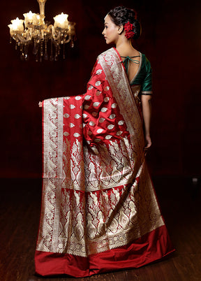 Maroon Handloom Banarasi Pure Silk Saree With Blouse Piece