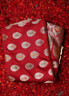 Red Handloom Banarasi Pure Silk Saree With Blouse Piece