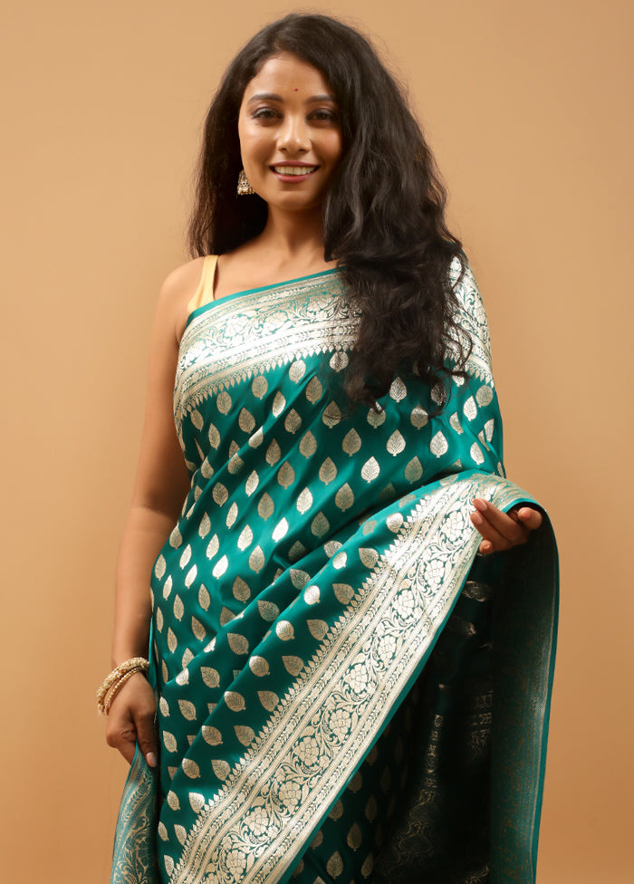 Green Banarasi Silk Saree With Blouse Piece