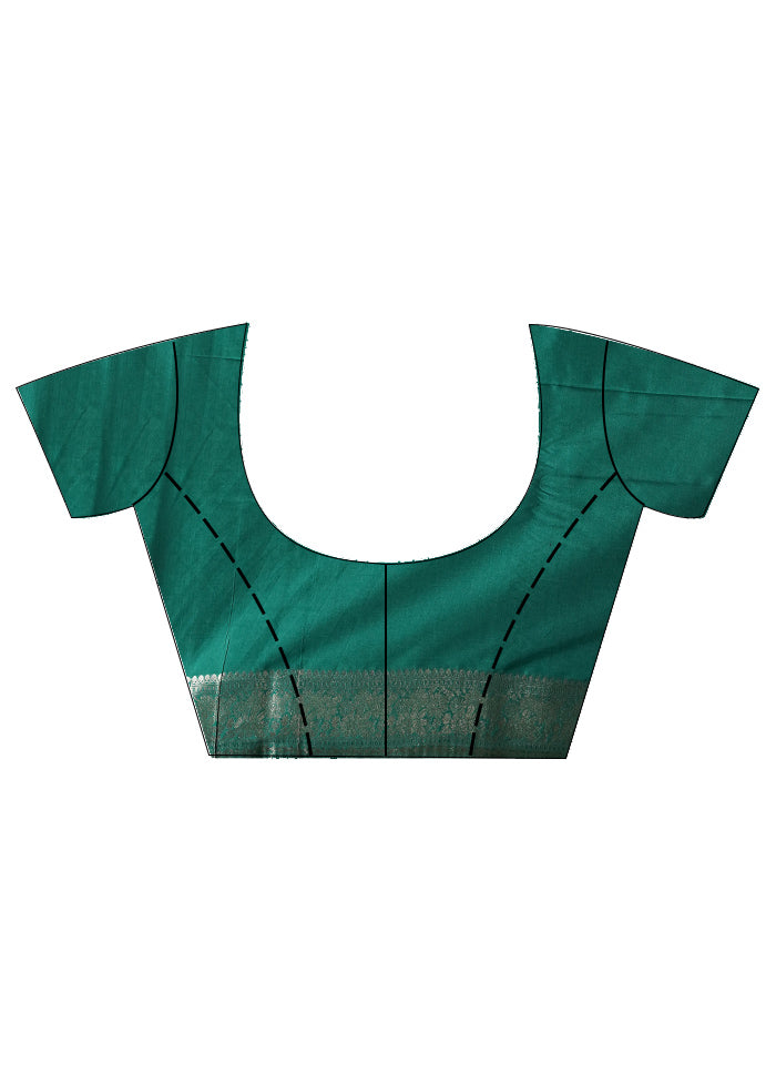 Green Uppada Silk Saree With Blouse Piece