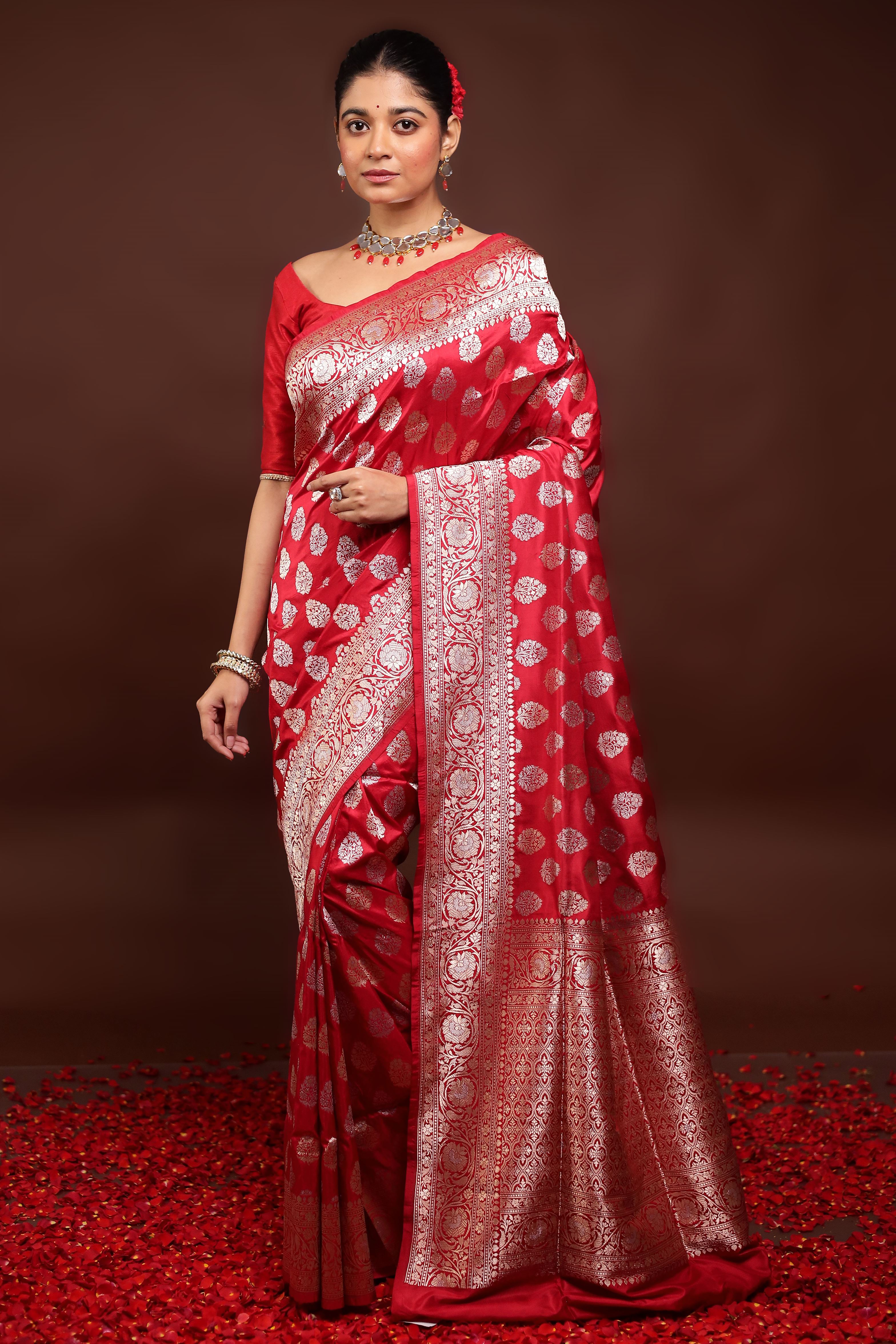 Red Handloom Uppada Pure Silk Saree With Blouse Piece