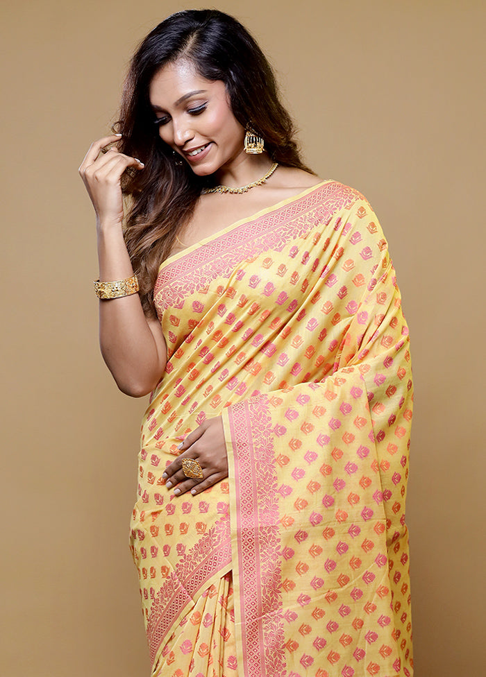 Yellow Cotton Saree With Blouse Piece