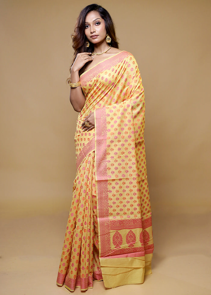 Yellow Cotton Saree With Blouse Piece