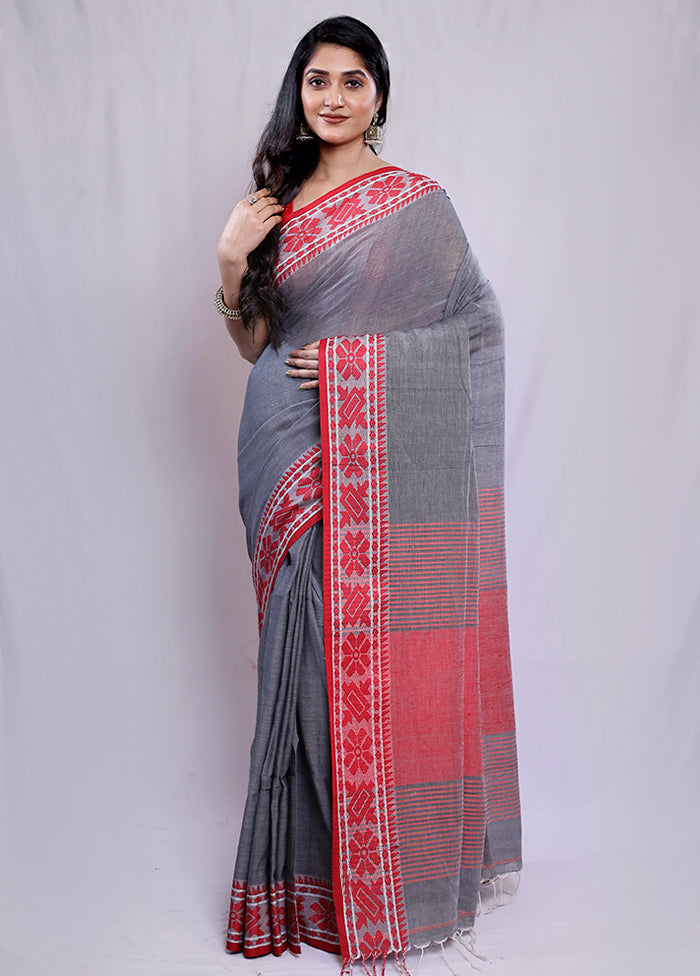 Grey Matka Silk Saree With Blouse Piece