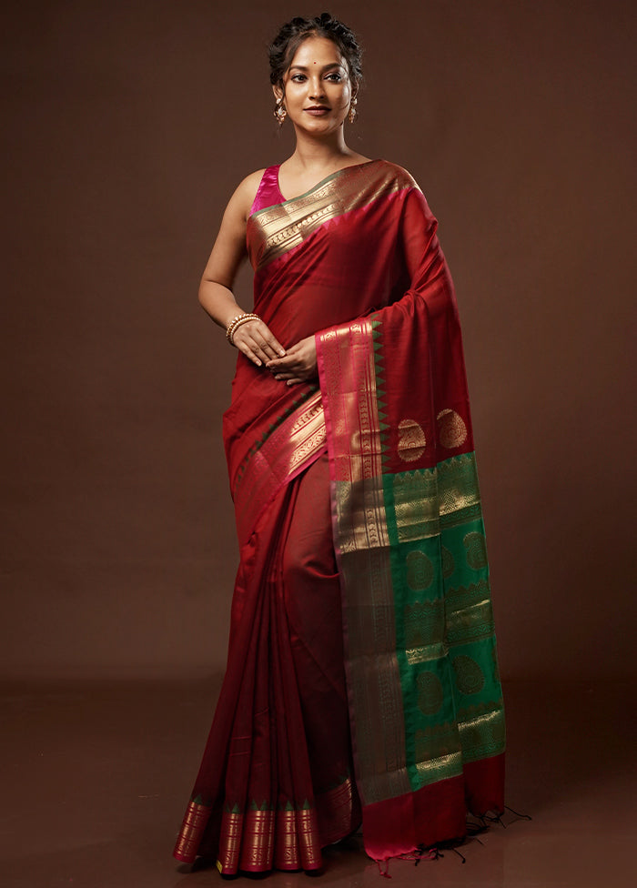 Red Cotton Saree With Blouse Piece